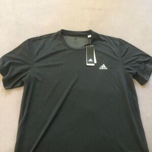 Adidas Climalite T-shirt size XL New with tags